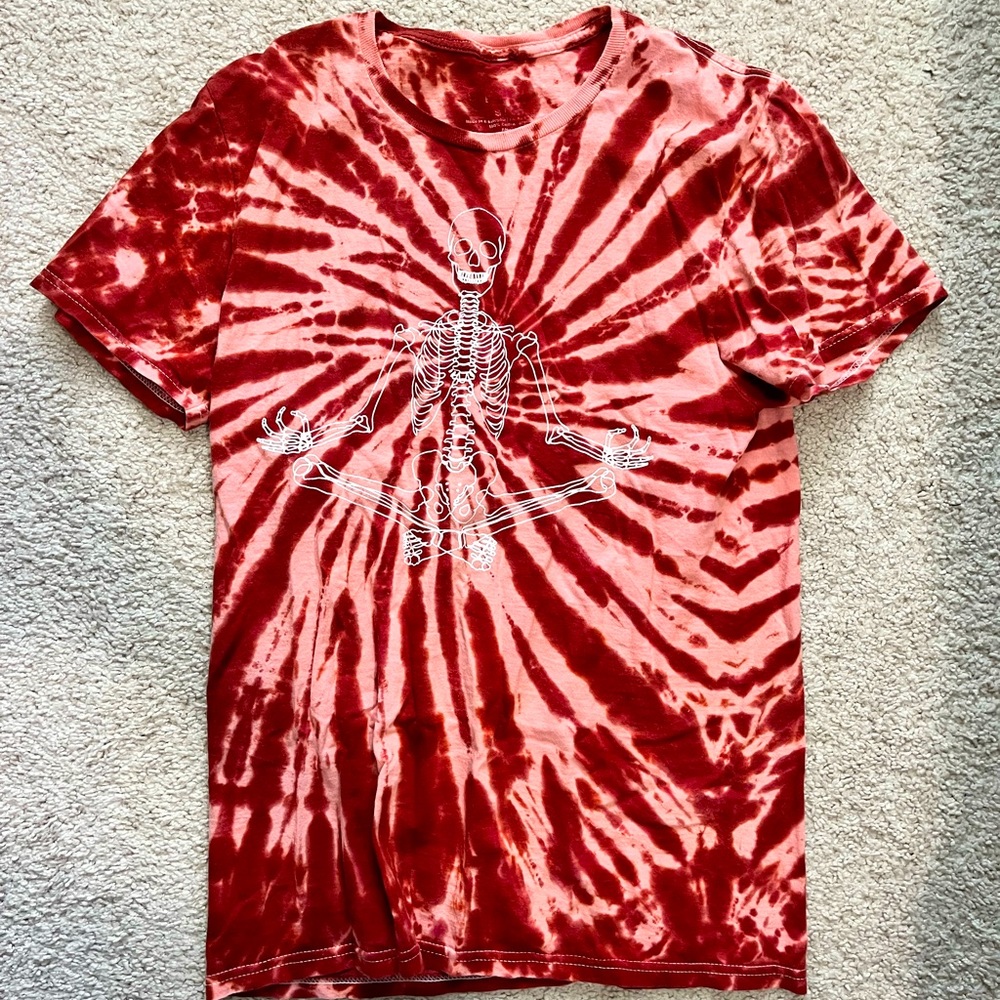 Graphic tee